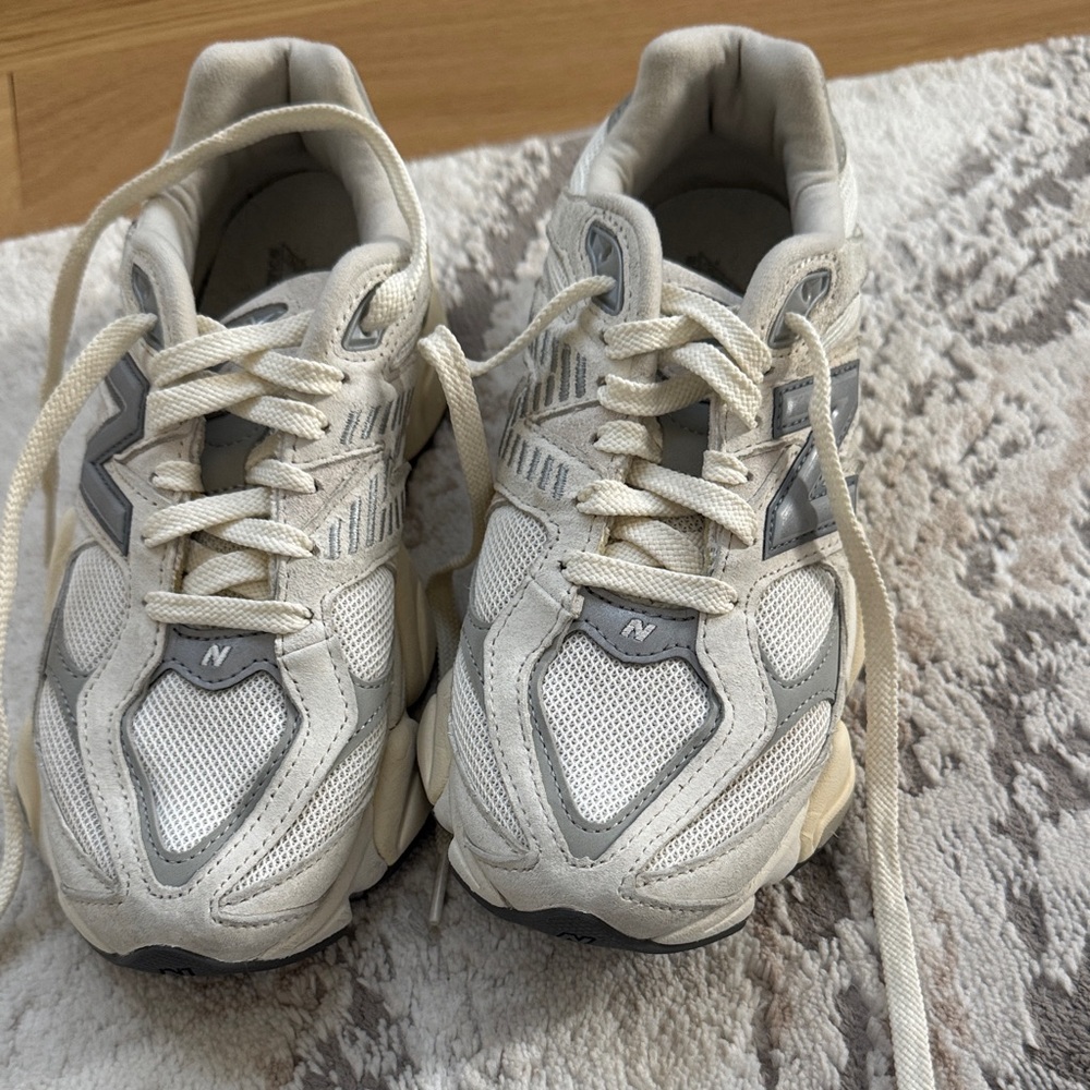 New balance sneakers